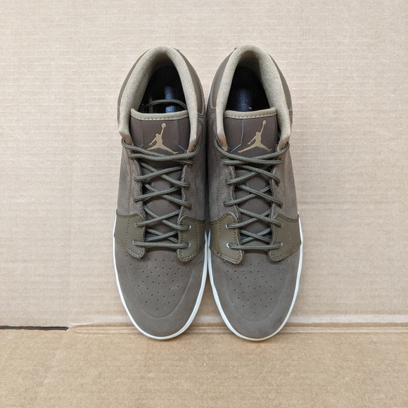 Air Jordan retro v.1 chukka ***accepting offers*** - Picture 6 of 8